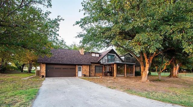 171 County Road 1160, Decatur, TX 76234