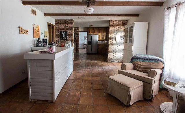 171 County Road 1160, Decatur, TX 76234