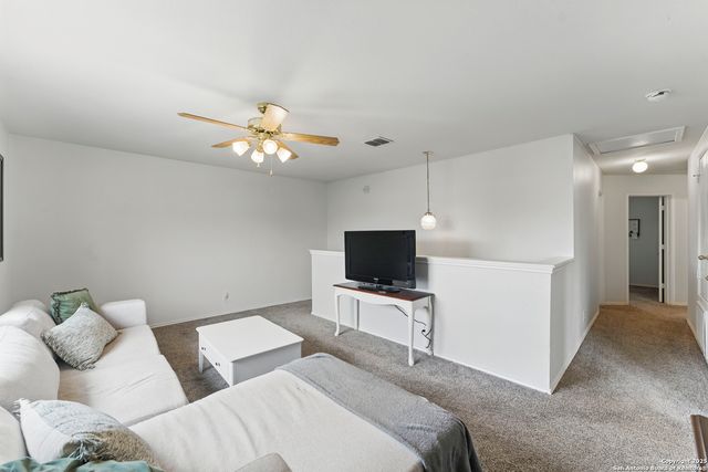 2602 Middleground, San Antonio, TX 78245