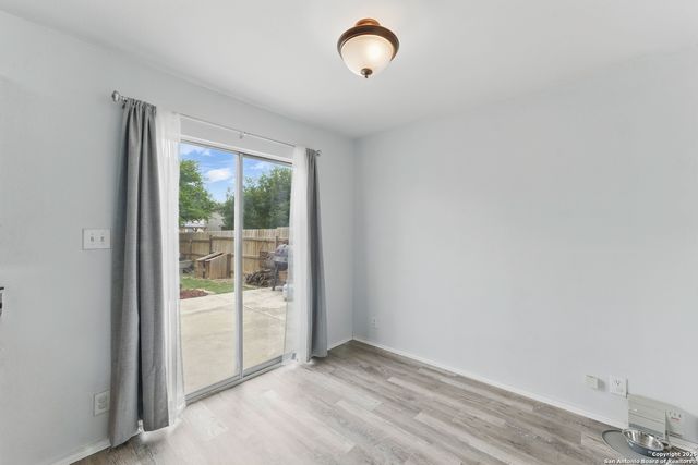 2602 Middleground, San Antonio, TX 78245