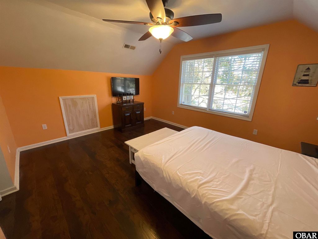 Image 31 of property listing at 347 Sandpiper Drive Lot 26, Kill Devil Hills, NC 27948