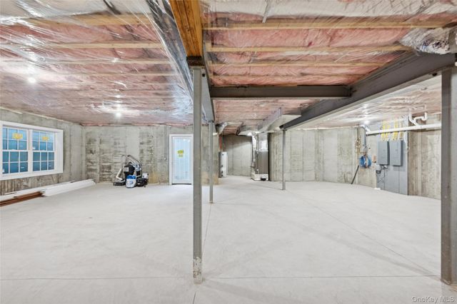 150 Deer Run, Southold, NY 11971