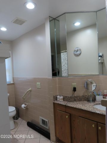 432 Grant Avenue, Eatontown, NJ 07724