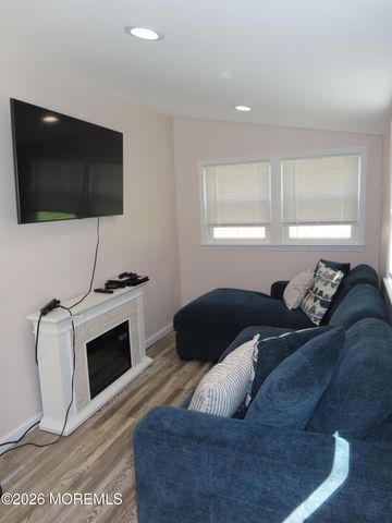 432 Grant Avenue, Eatontown, NJ 07724