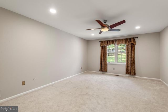 691 TWIN BRIDGE DR, Wayne, PA 19087