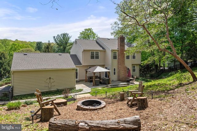 691 TWIN BRIDGE DR, Wayne, PA 19087