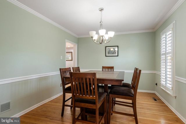 691 TWIN BRIDGE DR, Wayne, PA 19087