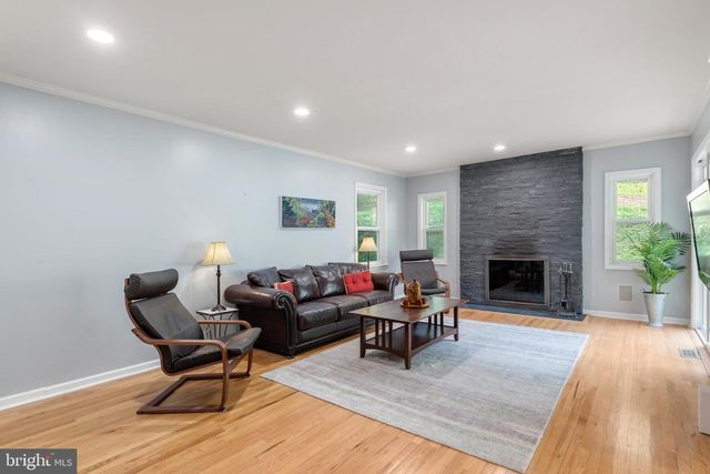 691 TWIN BRIDGE DR, Wayne, PA 19087