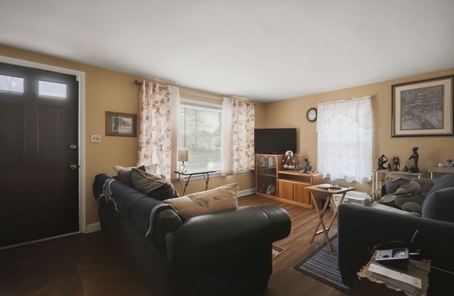 52 Haumont Ter, Springfield, MA 01104
