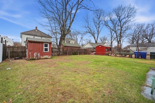 52 Haumont Ter, Springfield, MA 01104