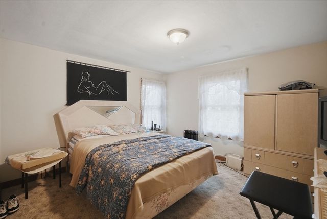 52 Haumont Ter, Springfield, MA 01104