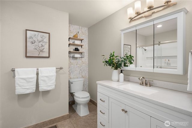 14821 127th Avenue NE, Woodinville, WA 98072
