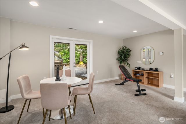 14821 127th Avenue NE, Woodinville, WA 98072