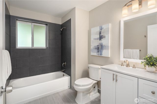 14821 127th Avenue NE, Woodinville, WA 98072