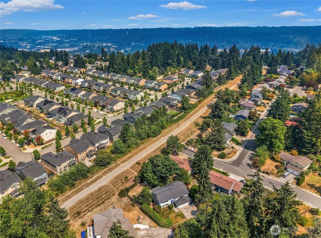 14821 127th Avenue NE, Woodinville, WA 98072