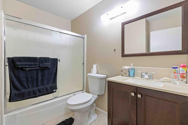 3625 Fawndale Dr, Modesto, CA 95356