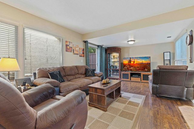 3625 Fawndale Dr, Modesto, CA 95356