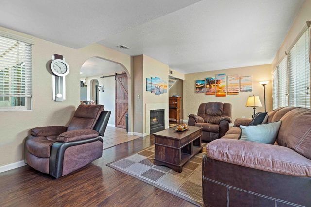 3625 Fawndale Dr, Modesto, CA 95356