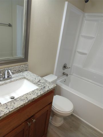 1929 Lost Creek Drive, Arlington, TX 76006