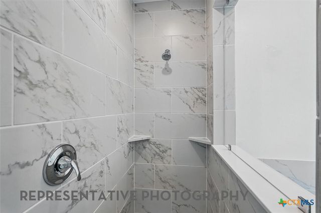 212 Post Oak, Castroville, TX 78009