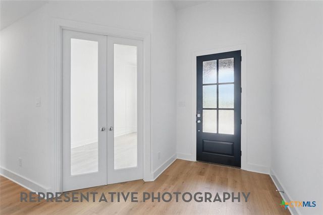 212 Post Oak, Castroville, TX 78009