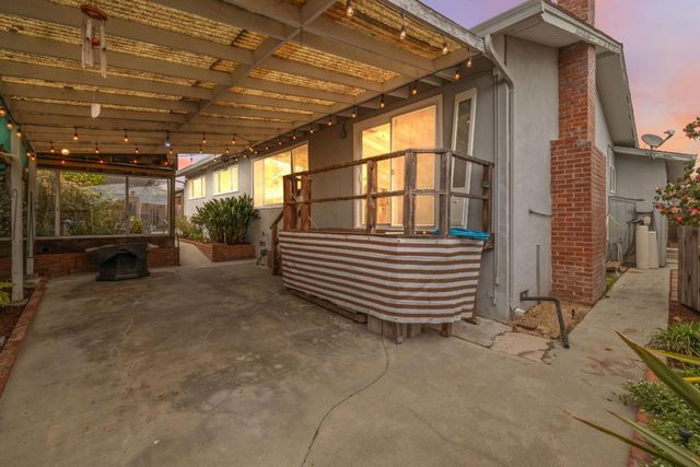 208 Germaine Avenue, Santa Cruz, CA 95065