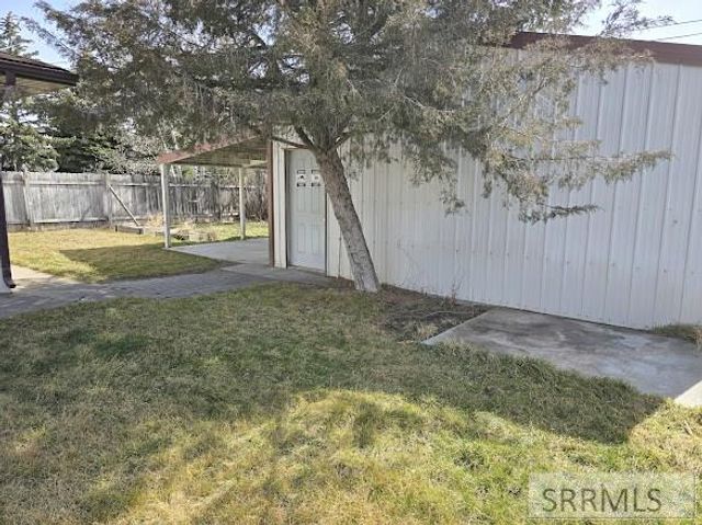 1530 June Avenue, Idaho Falls, ID 83404