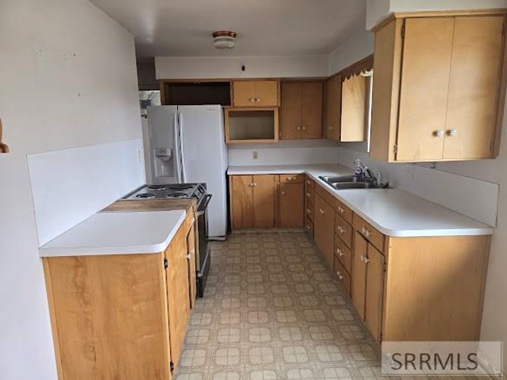 Image 4 of property listing at 1530 June Avenue, Idaho Falls, ID 83404