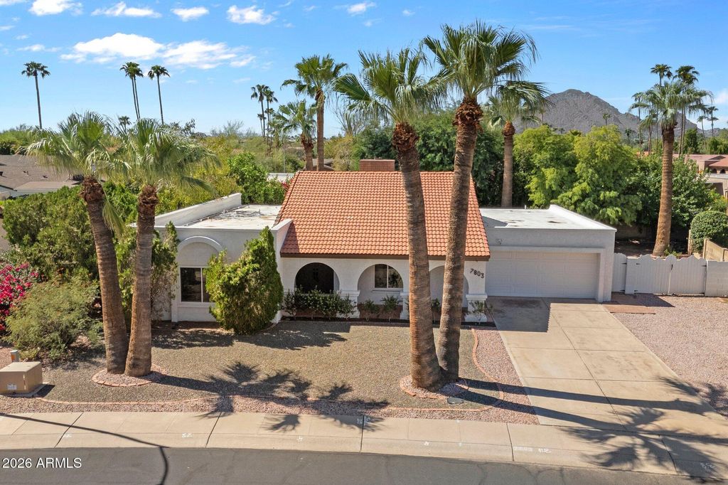 Image 1 of property listing at 7803 E VIA DE LA ENTRADA --, Scottsdale, AZ 85258