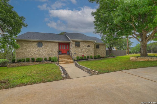 605 High Oaks, Canyon Lake, TX 78133