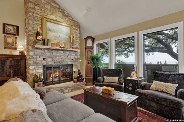 605 High Oaks, Canyon Lake, TX 78133