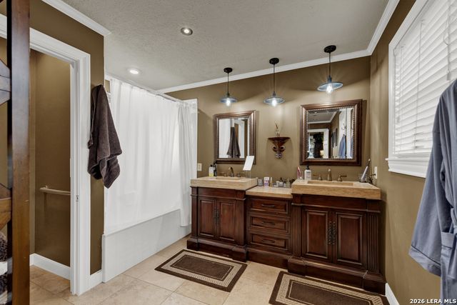 605 High Oaks, Canyon Lake, TX 78133