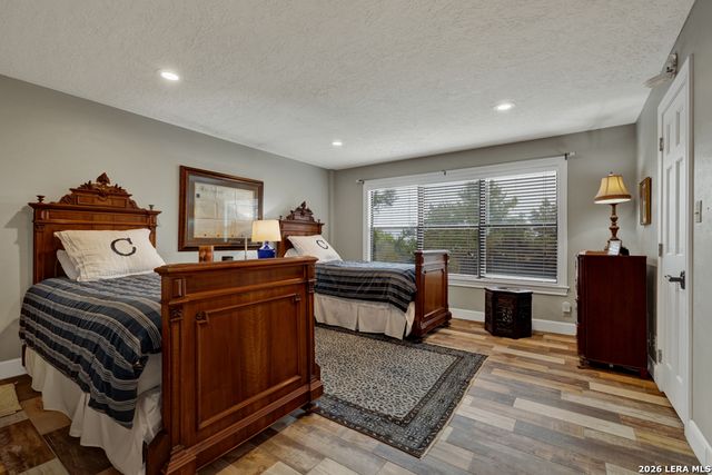 605 High Oaks, Canyon Lake, TX 78133