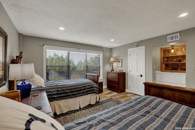 605 High Oaks, Canyon Lake, TX 78133