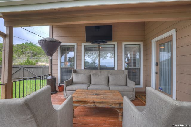 605 High Oaks, Canyon Lake, TX 78133