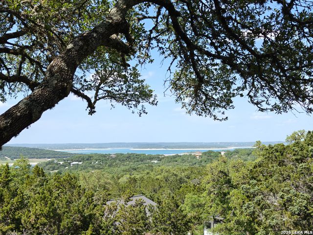 605 High Oaks, Canyon Lake, TX 78133