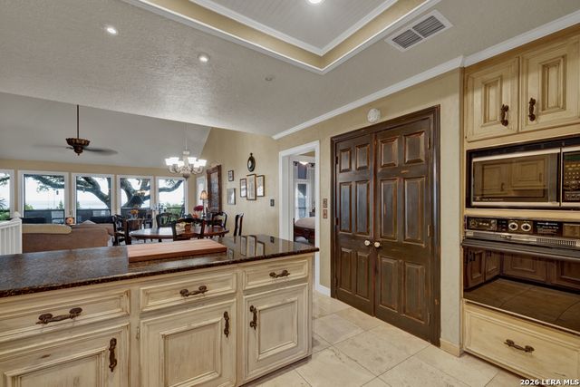 605 High Oaks, Canyon Lake, TX 78133