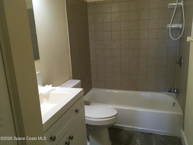 1030 Abada Court NE 103, Palm Bay, FL 32905