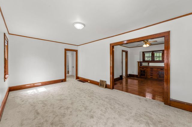 3431 Irving Avenue N, Minneapolis, MN 55412