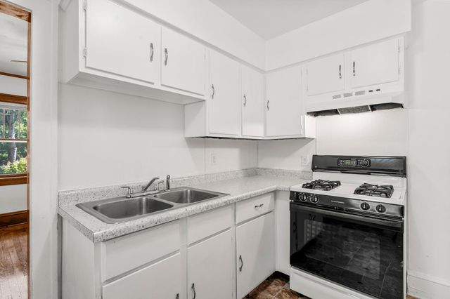 3431 Irving Avenue N, Minneapolis, MN 55412