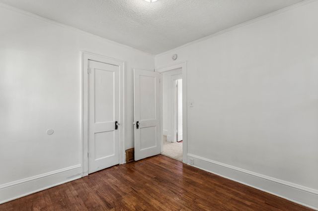 3431 Irving Avenue N, Minneapolis, MN 55412