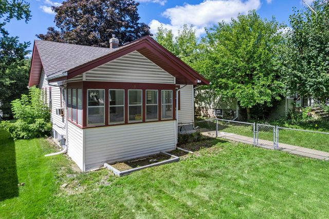 3431 Irving Avenue N, Minneapolis, MN 55412