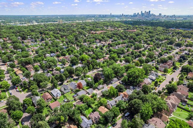 3431 Irving Avenue N, Minneapolis, MN 55412