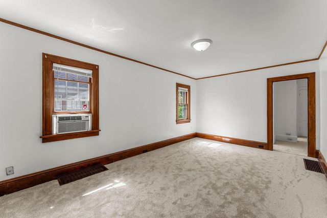 3431 Irving Avenue N, Minneapolis, MN 55412