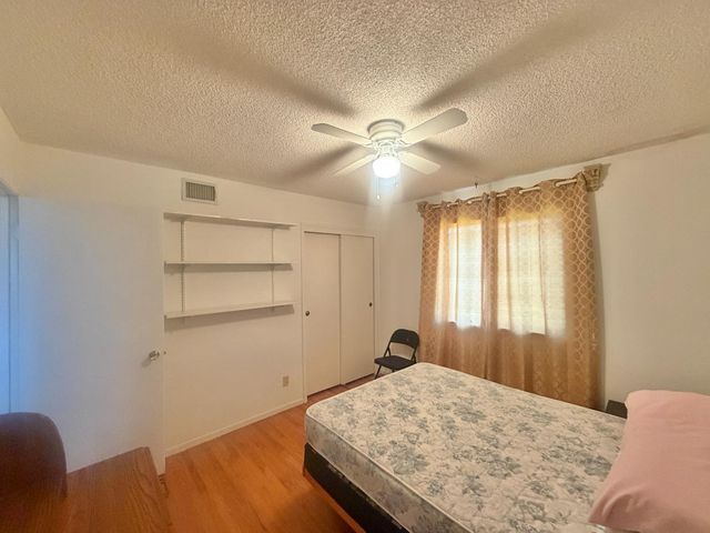 7781 Shrader Cir, Sacramento, CA 95832