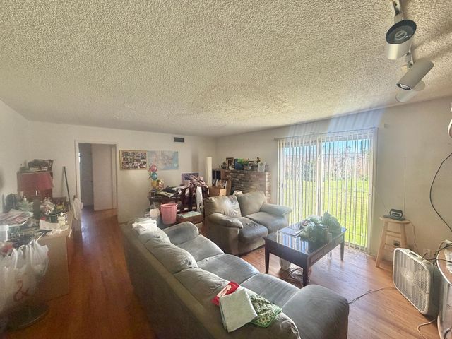 7781 Shrader Cir, Sacramento, CA 95832