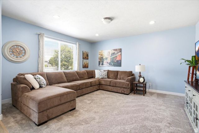 6563 S GRAYLINE CT, West Valley City, UT 84119