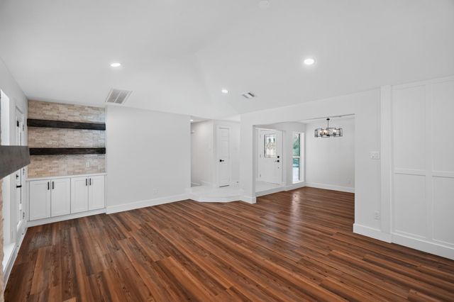 5302 Arbor Vitae Drive, Houston, TX 77092
