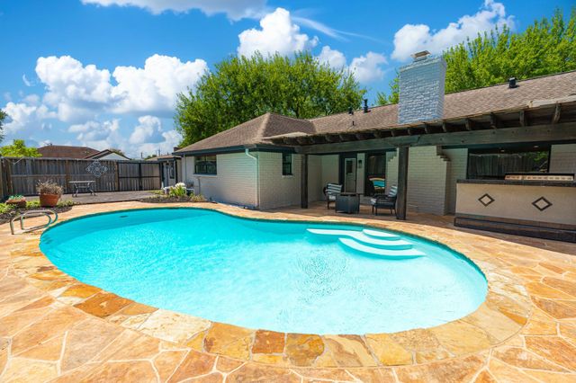 5302 Arbor Vitae Drive, Houston, TX 77092