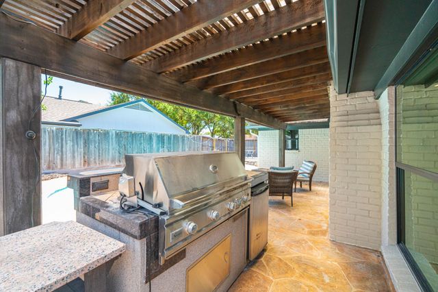 5302 Arbor Vitae Drive, Houston, TX 77092